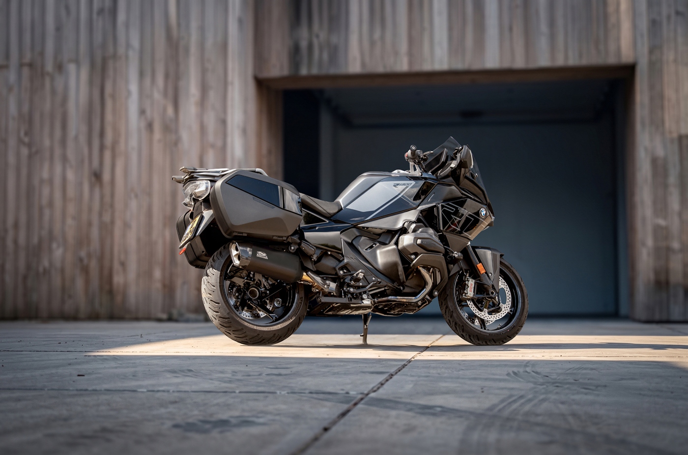 BMW-R-1300-GS-uitlaat