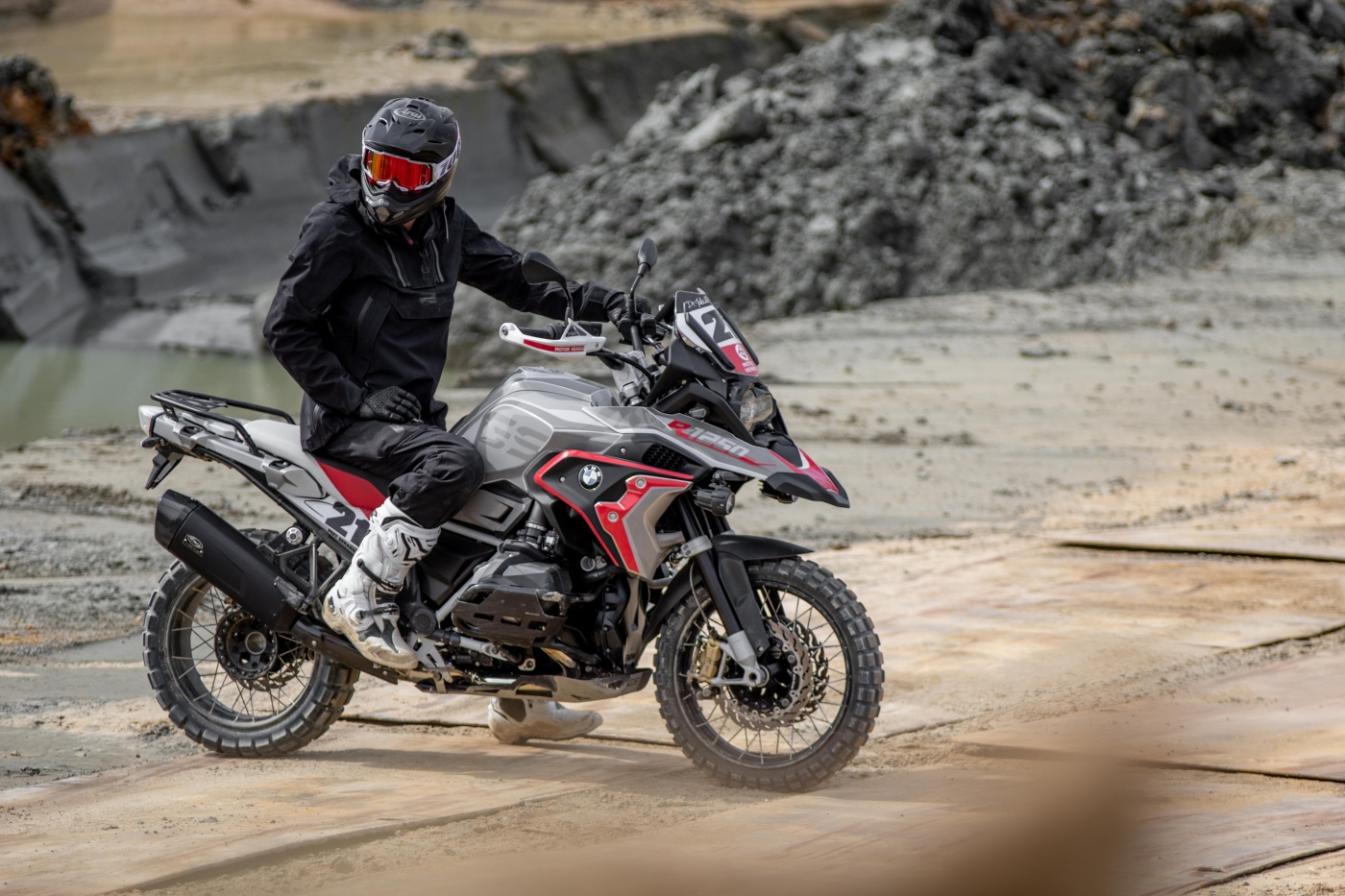 design-bmw-gs-adventure-jekill-hyde