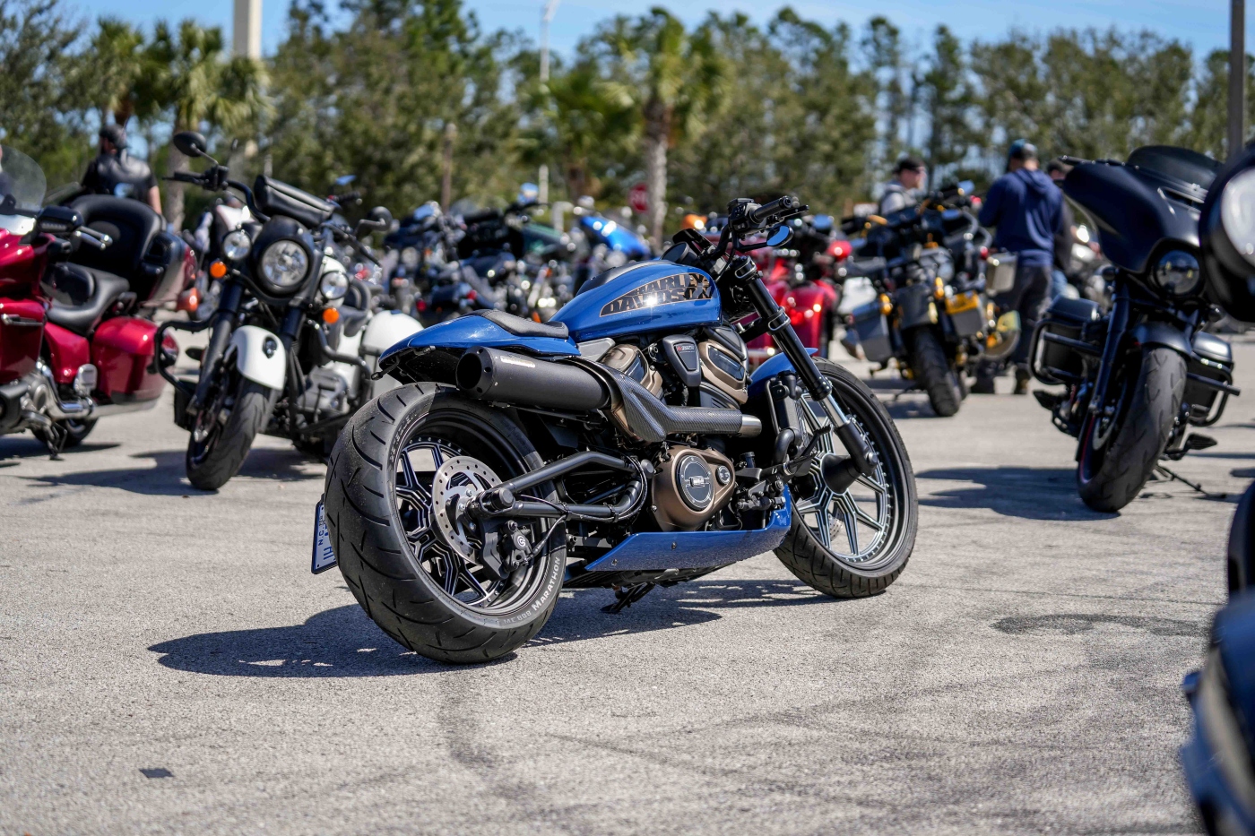 Sportster-S-auspuff-2022-jekill-and-hyde