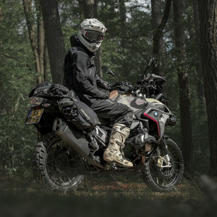 bmw-gs-adventure-sound
